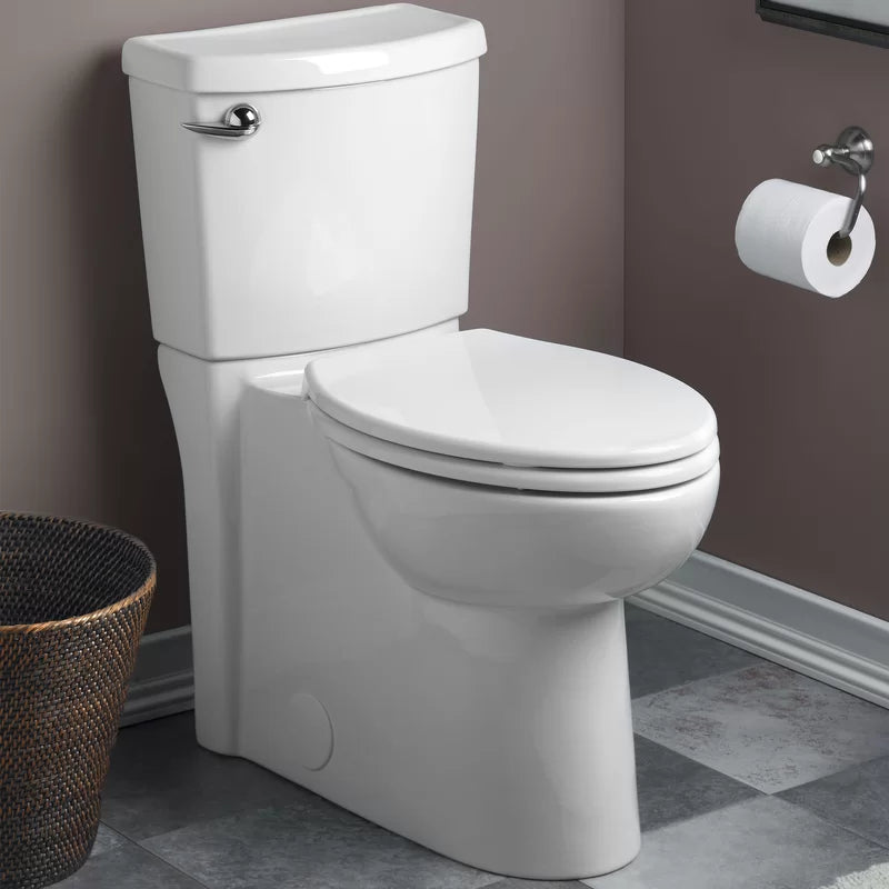 STUDIO two-piece toilet with rounded front in white with concealed trap STUDIO two-piece toilet with rounded front in white with concealed trap